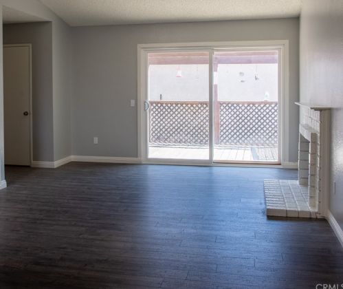 5040 Vail Ln, San Bernardino, CA 92407-2986