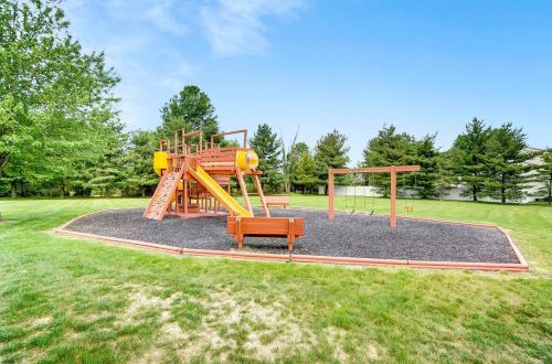 401 Lockmead Dr, Pataskala OH  43062-7333 exterior