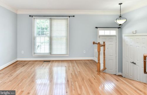 7715 Baird Ct, Lorton VA  22079-2100 exterior