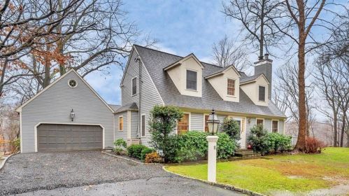 11 Marie Ln, Ridgefield, CT 06877-2210