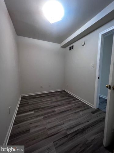 402 Adams St, Wilmington DE  19801-2017 exterior