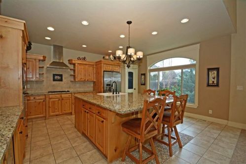 1204 Sevenoaks Pl, Pearl, ID 83616-6860