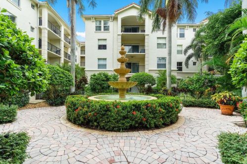2203 Tuscany Way, Boynton Beach FL  33435-7807 exterior
