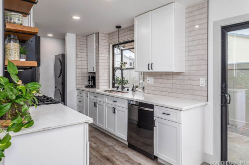 12741 Laurel St, Lakeside, CA 92040-2132