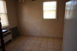 7027 Oxford Ave, Philadelphia PA  19111-4033 exterior