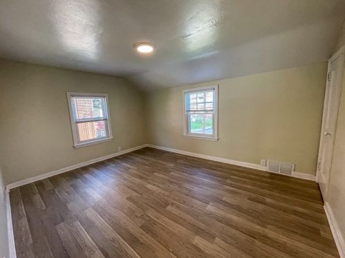 200 Larkspur St, Whitaker PA  15120-2208 exterior