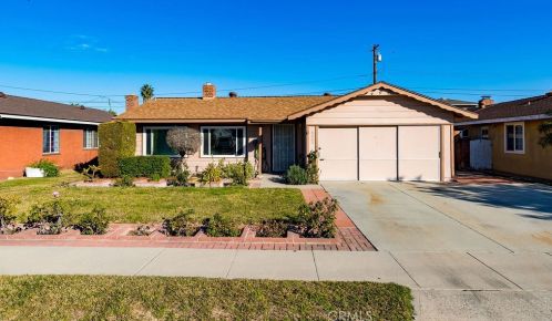 8062 San Lazaro Cir, Buena Park, CA 90620-2821