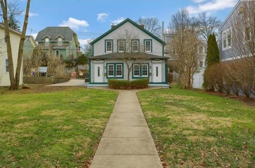 326 Thorn St, Sewickley, PA 15143-1406