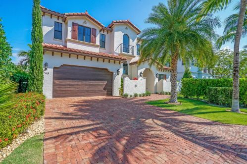 249 Edmor Rd, West Palm Beach, FL 33405-2760
