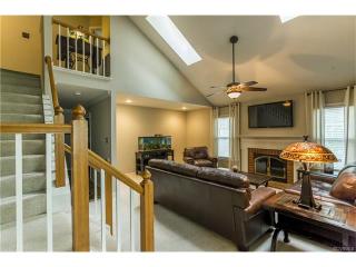 5402 Orchard Grove Ln, Midlothian VA  23112-2393 exterior