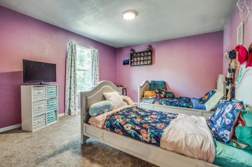 7704 Settlement Dr, Denton TX  76210-7119 exterior