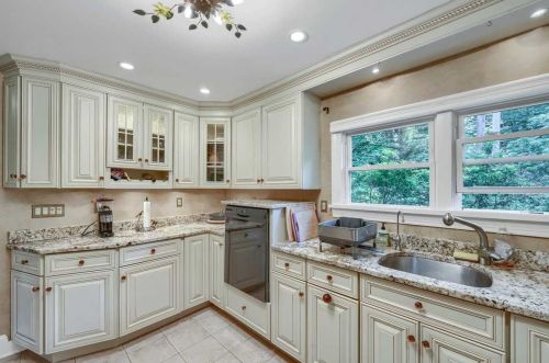 42 Lake Dr, Whaley Lake NY  12531-5251 exterior