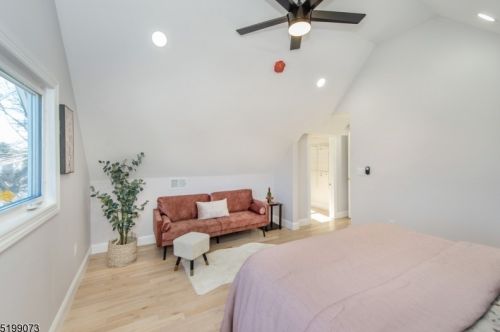 756 Drake Ave, Roselle NJ  07203-2218 exterior