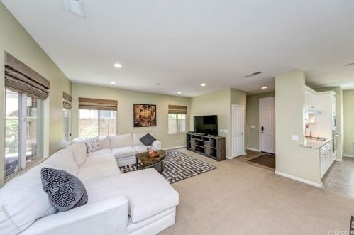 36 Wild Trl, Irvine, CA 92618-8859