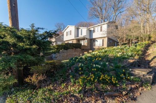 1031 Isabella Rd, South Connellsville, PA 15425-4622