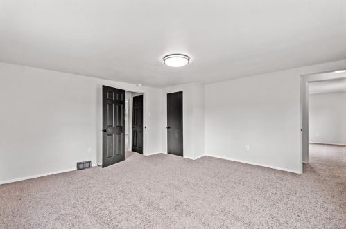 2249 Mcmonagle Ave, Pittsburgh PA 15220-2508 exterior