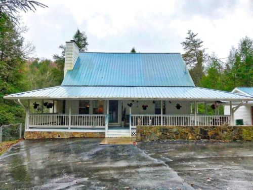 490 Hemlock Trl, Monterey, TN 38574-5070