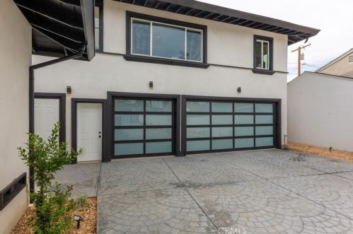 3841 Pacific Ave, Long Beach CA  90807-3227 exterior