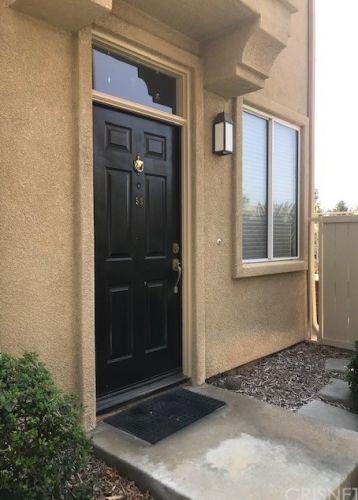 26961 Hillsborough Pkwy, Santa Clarita, CA 91354-2448