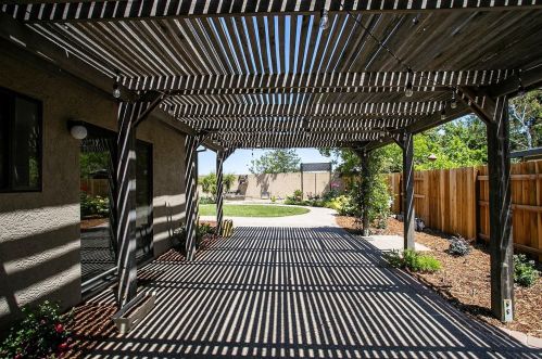 603 Crystal Springs Dr, Woodland CA  95776-5772 exterior