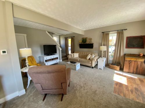 11 Collins Ave, Selma, OH 45368-5045