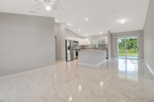 1110 Damen St, Lehigh Acres FL 33974-4726 exterior