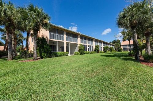 6570 Beach Resort Dr, Naples FL  34114-8571 exterior