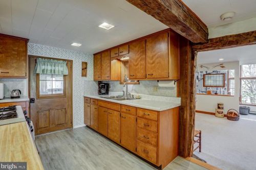 210 Hoernerstown Rd, Hummelstown PA  17036-9503 exterior