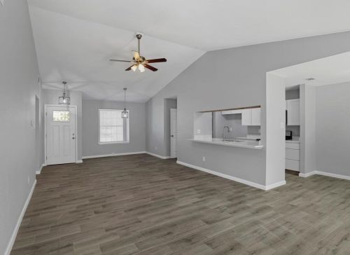 1731 Eastcliff Dr, Dallas TX  75217-1258 exterior