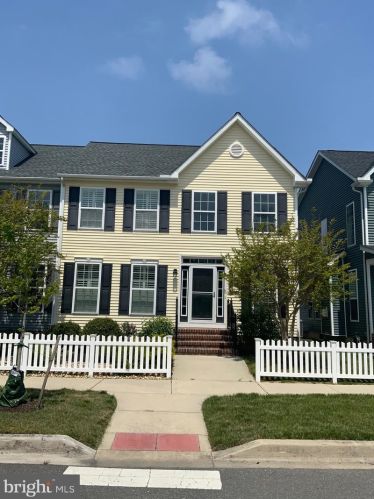 405 Village Center Blvd, Milton, DE 19968-1328