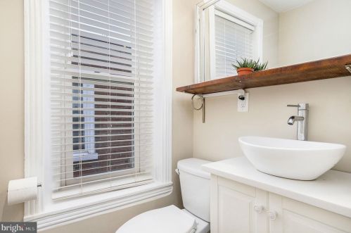 1331 Locust St, Norristown PA  19401-3319 exterior