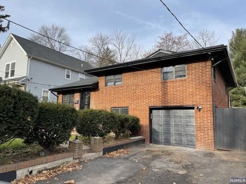 259 Forest Ave, Englewood NJ  07631-3803 exterior