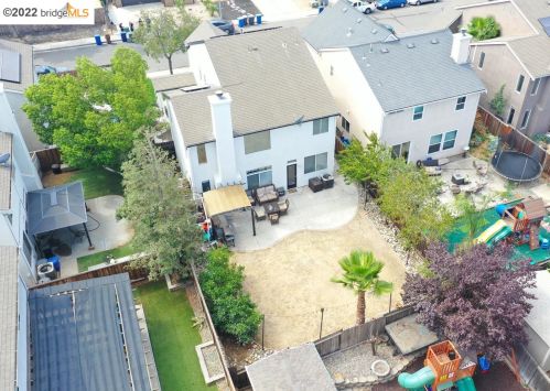 2060 Springbrook Ct, Oakley CA  94561-4113 exterior