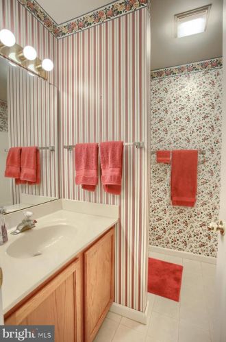 9 Pheasant St, Navy Sup Dpt PA  17050-3145 exterior