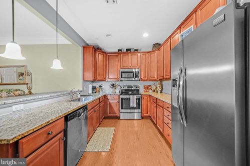 5217 Poplar St, Boothwyn PA  19060-6839 exterior