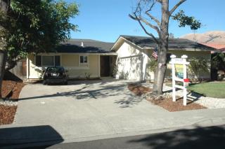 879 Rivera St, Milpitas, CA 95035-3315