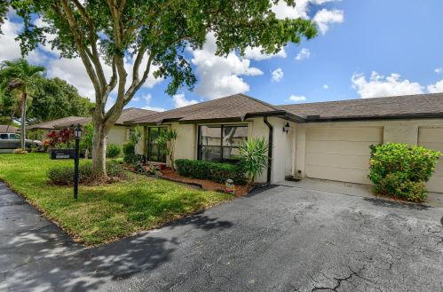 10127 Eaglewood Ter, Boynton Beach, FL 33436-4024