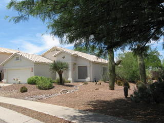 740 Lucinda Dr, Tucson, AZ 85748-6419