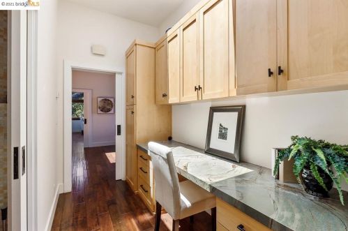 25566 Fernhill Dr, Los Altos CA  94024-6302 exterior