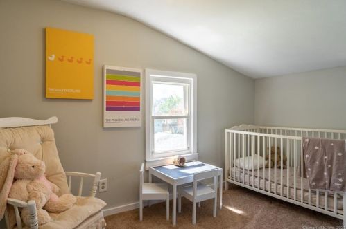 10 Beech St, Danbury CT  06810-5719 exterior