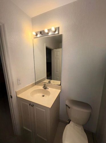 4199 Napoli Lake Dr, West Palm Beach FL  33410-7508 exterior