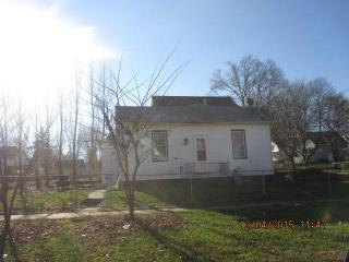 1513 Market St, Burlington, IA 52601-4238