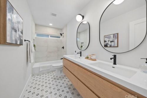 5253 Countryside Dr, San Diego CA  92115-2136 exterior