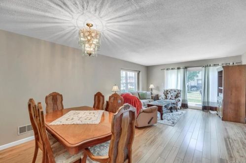 49 Matthews Ln, Washingtonville NY  10992-1202 exterior
