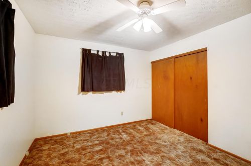 153 Woodside Dr, Pataskala OH  43062-7809 exterior