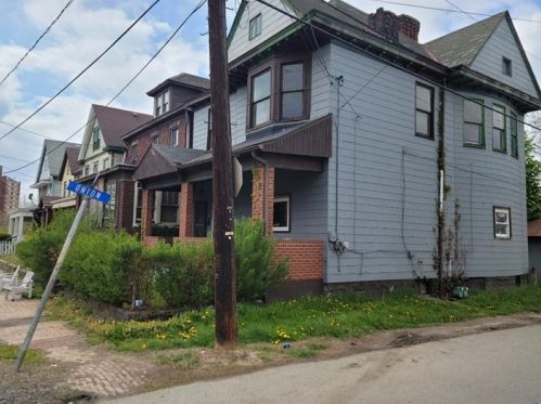 905 6th St, Mckeesport PA  15132-3302 exterior