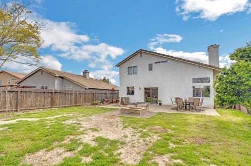 8011 Andante Dr, Citrus Heights CA  95621-1402 exterior