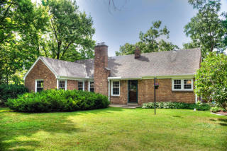 11407 Meinecke Ave, Milwaukee WI  53226-1145 exterior