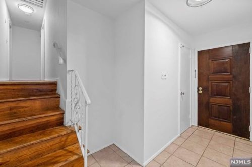 61 Sherman Ave, Closter NJ  07624-2805 exterior