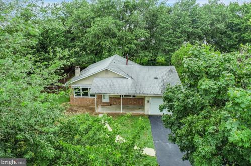 96 Royal Grant Way, Dover DE  19901-6124 exterior